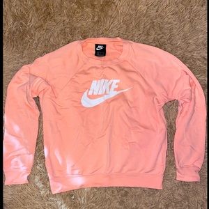 Coral Nike Essential Crewneck hoodie